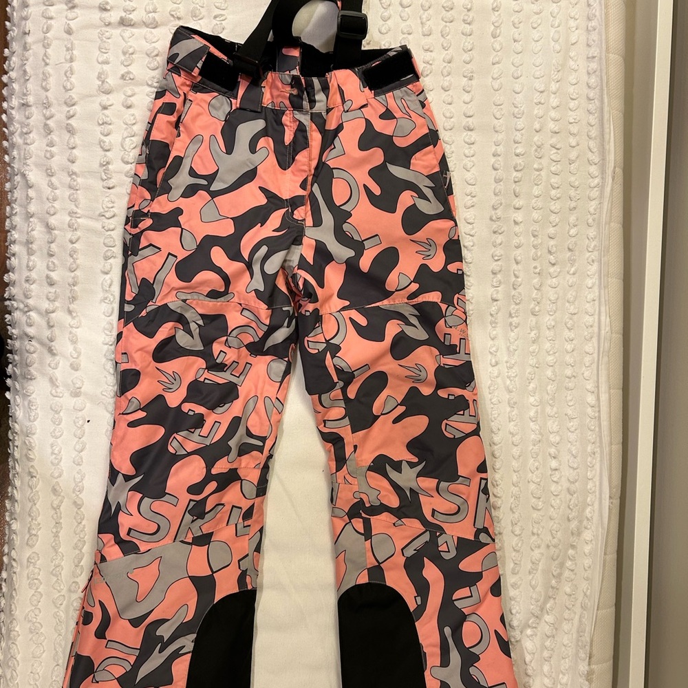 Pink and Black Girl ski Pants - Picture 3 of 10
